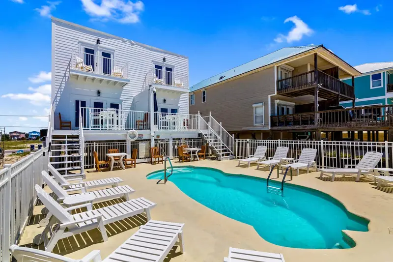 Pool deck and the house, Dolphin View A